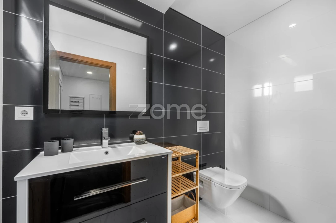 Moradia T4 para Venda em Vilar da Veiga Foto 10