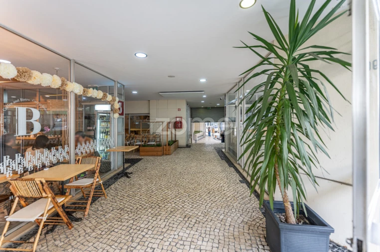 Escritório para Arrendamento em Mafamude e Vilar do Paraíso Foto 8