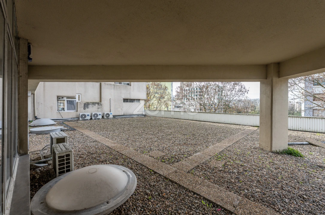 Escritório para Arrendamento em Mafamude e Vilar do Paraíso Foto 23