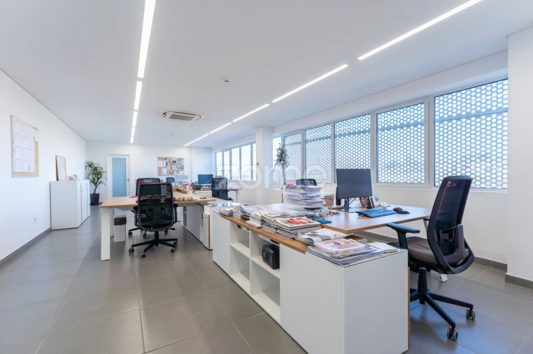 Terreno Comércio / Armazém para Venda em Revinhade Foto 26