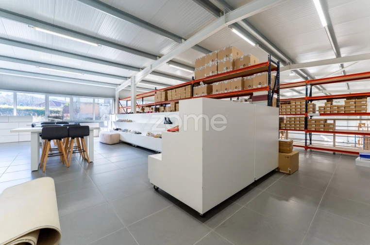 Terreno Comércio / Armazém para Venda em Revinhade Foto 31