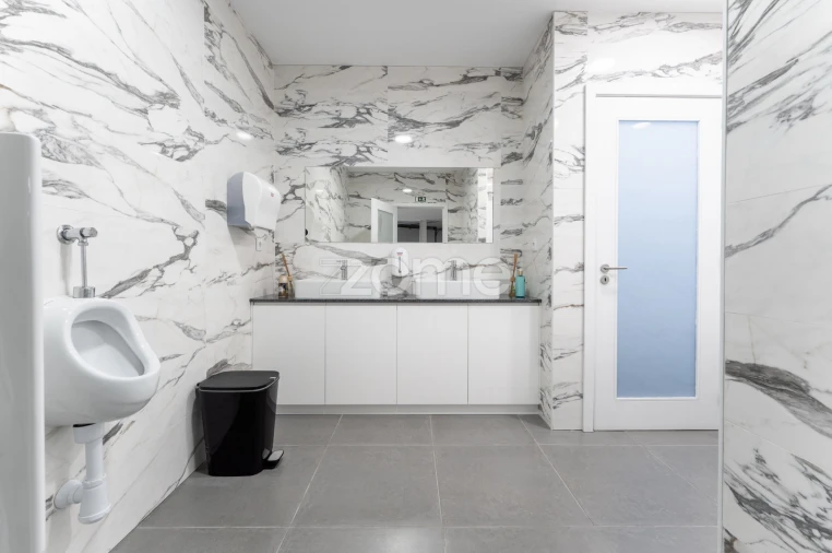 Terreno Comércio / Armazém para Venda em Revinhade Foto 48