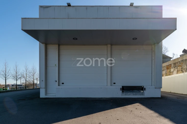 Terreno Comércio / Armazém para Venda em Revinhade Foto 46