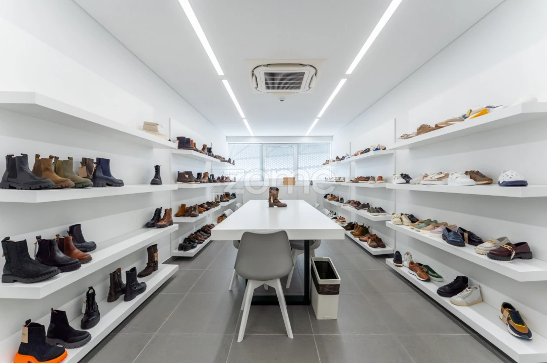 Terreno Comércio / Armazém para Venda em Revinhade Foto 10