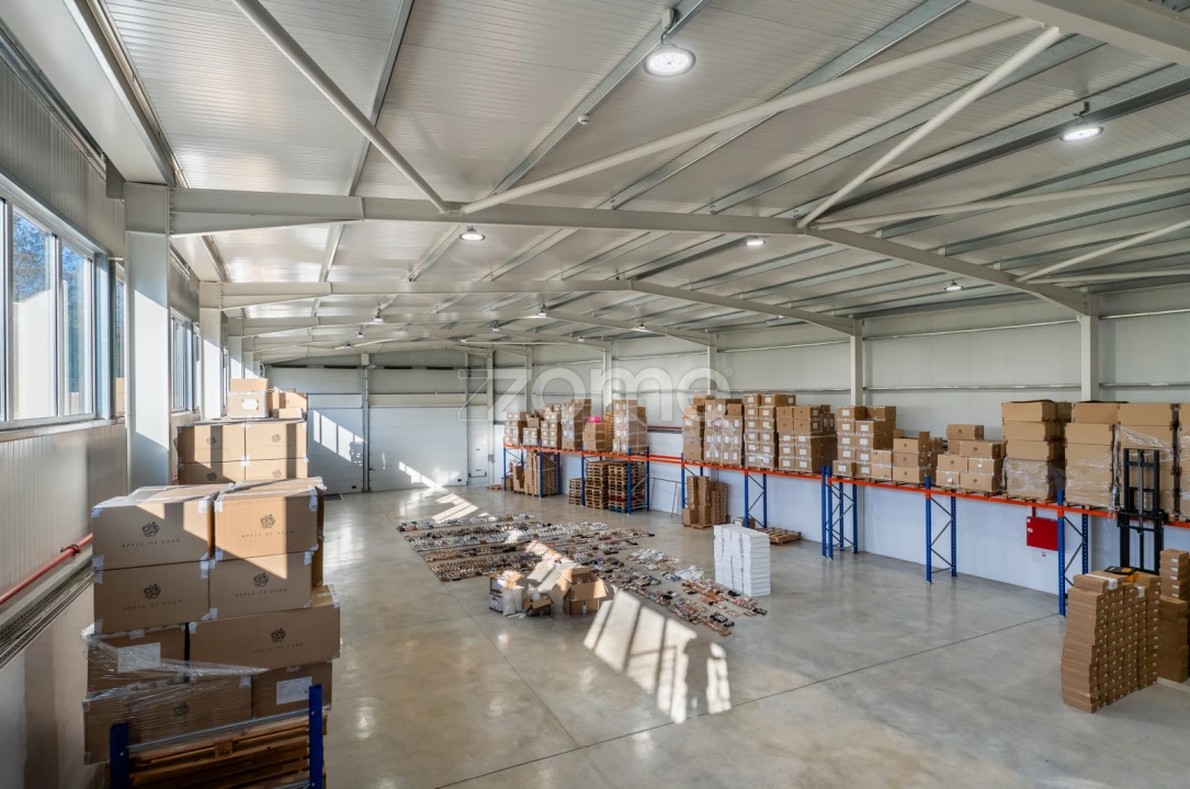 Terreno Comércio / Armazém para Venda em Revinhade Foto 35