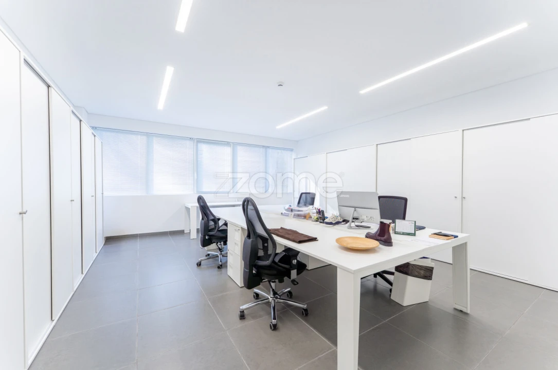 Terreno Comércio / Armazém para Venda em Revinhade Foto 22