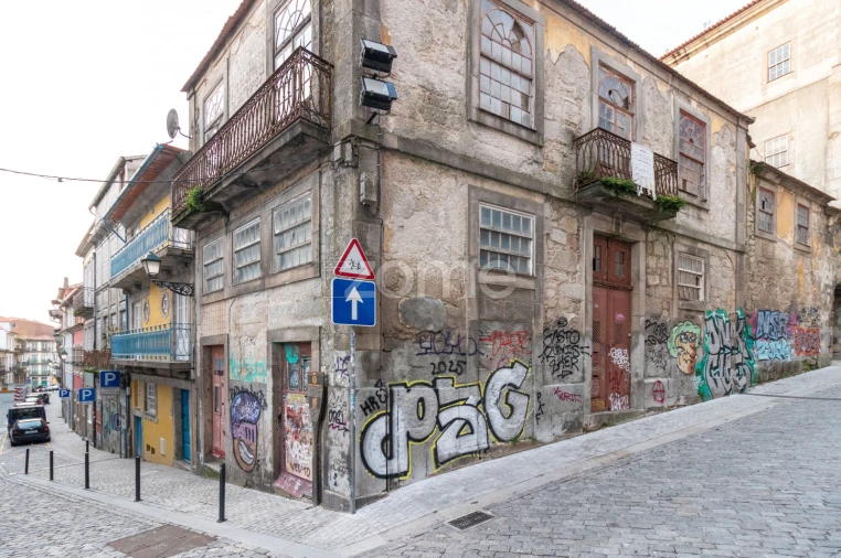 Prédio para Venda em Cedofeita, Santo Ildefonso, Sé, Miragaia, São Nicolau e Vitória Foto 1