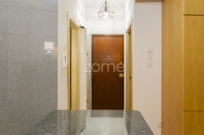 Apartamento T1 para Arrendamento em Paranhos