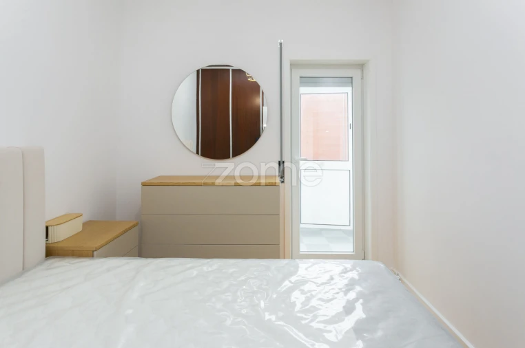 Apartamento T1 para Arrendamento em Paranhos Foto 21