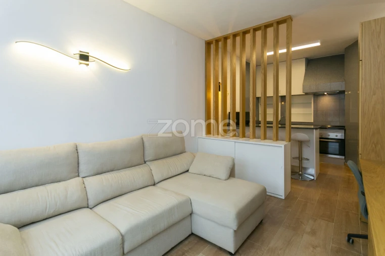 Apartamento T1 para Arrendamento em Paranhos Foto 14