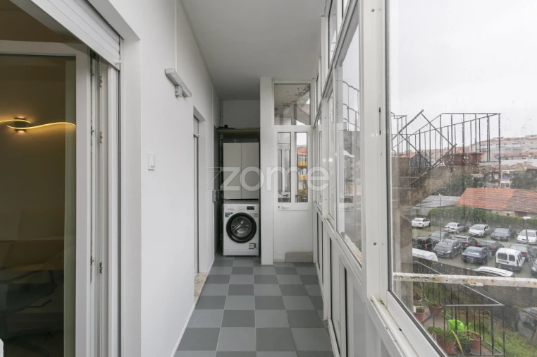 Apartamento T1 para Arrendamento em Paranhos Foto 24