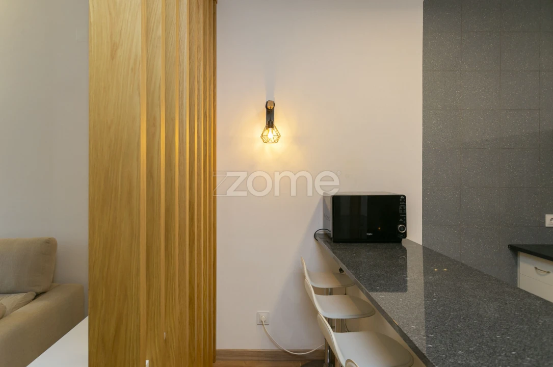 Apartamento T1 para Arrendamento em Paranhos Foto 12