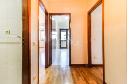Apartamento T1 para Arrendamento em Ramalde