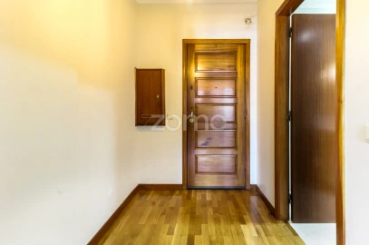 Apartamento T1 para Arrendamento em Ramalde