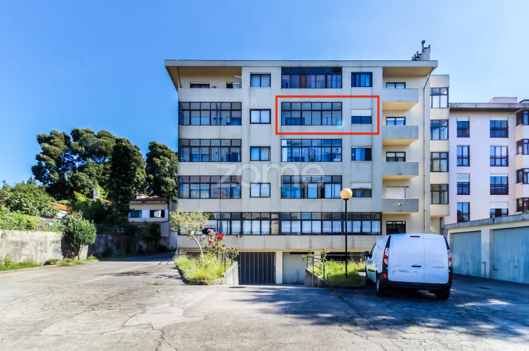 Apartamento T1 para Arrendamento em Ramalde Foto 23