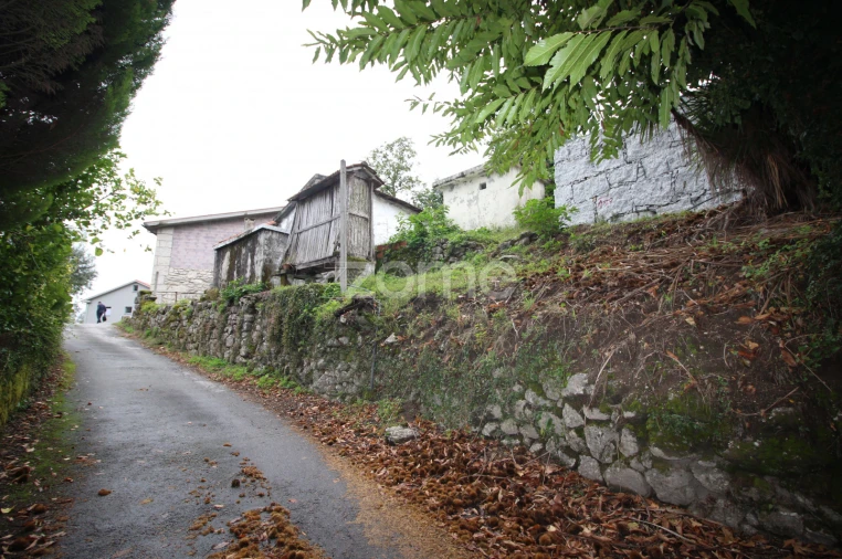 Moradia T2 para Venda em Cantelães Foto 2