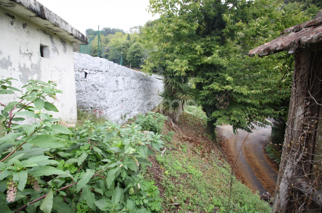 Moradia T2 para Venda em Cantelães Foto 6