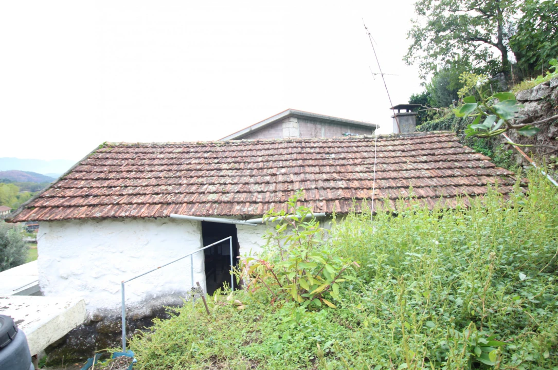 Moradia T2 para Venda em Cantelães Foto 9