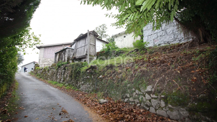 Moradia T2 para Venda em Cantelães