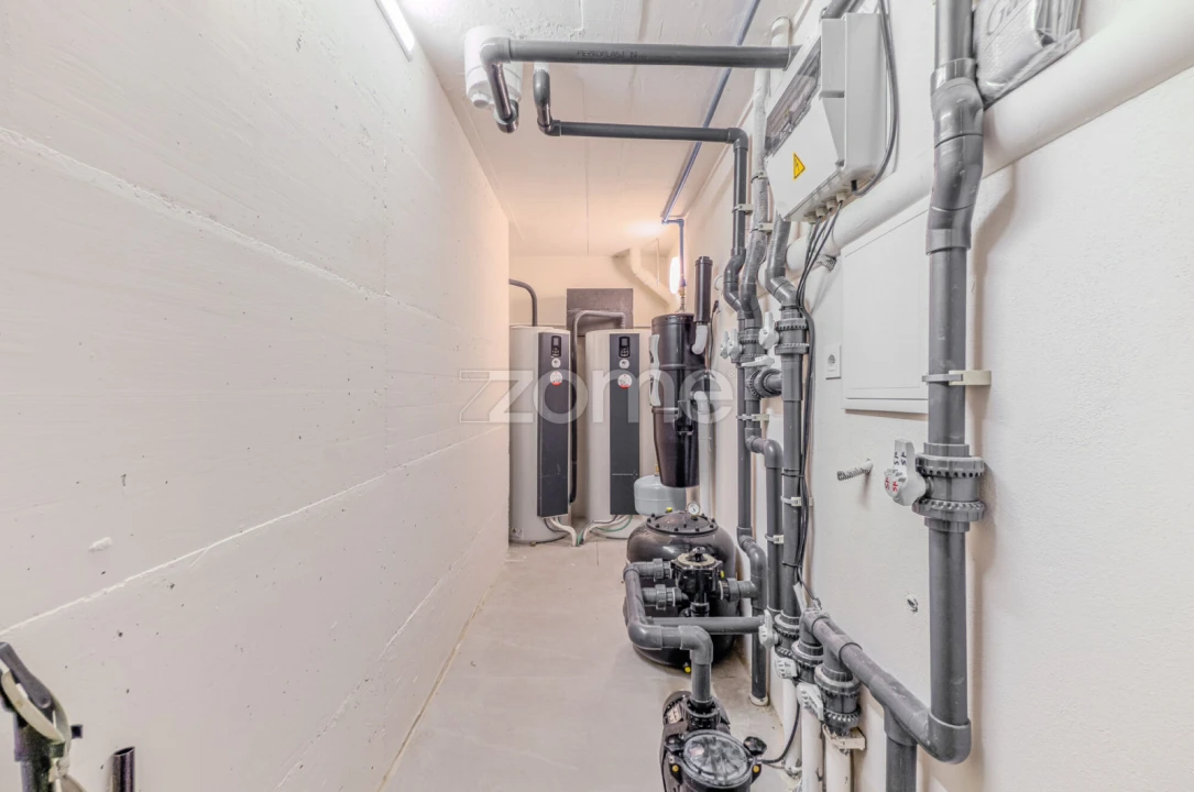 Moradia T4 para Venda em Madalena Foto 50