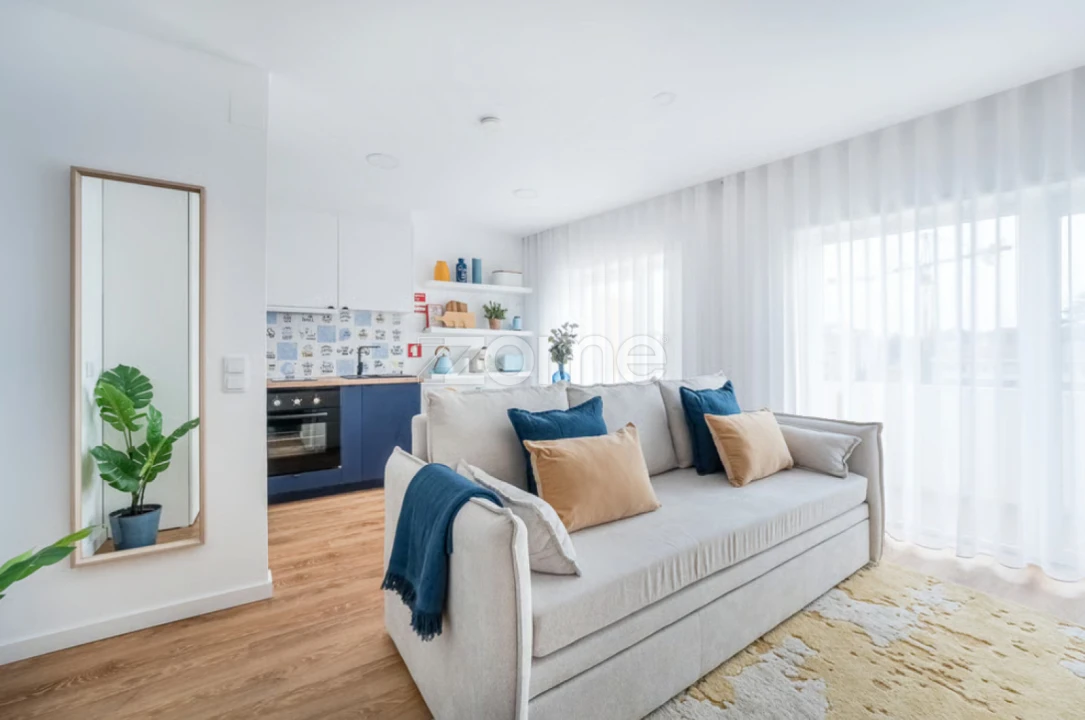 Apartamento T1 para Venda em Cedofeita, Santo Ildefonso, Sé, Miragaia, São Nicolau e Vitória Foto 1