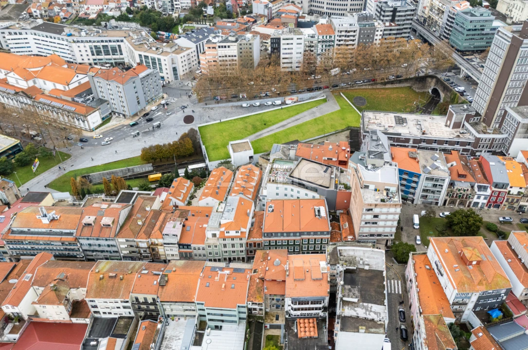 Prédio para Venda em Cedofeita, Santo Ildefonso, Sé, Miragaia, São Nicolau e Vitória Foto 14
