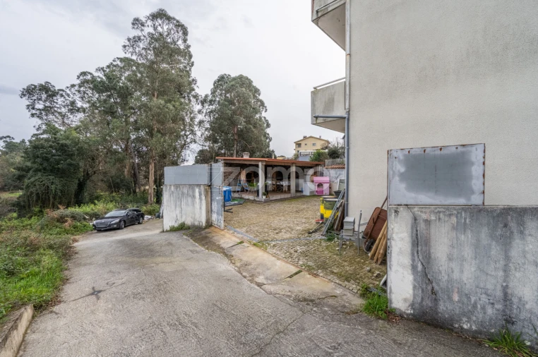 Moradia T3 para Venda em Baguim do Monte (Rio Tinto) Foto 44