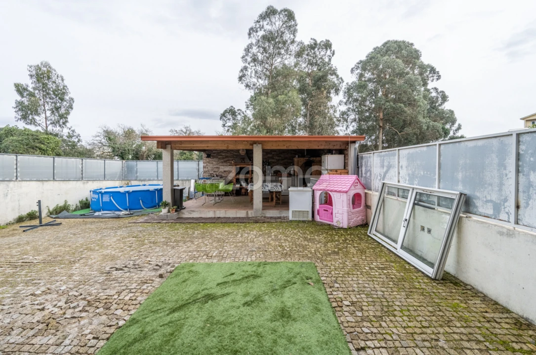 Moradia T3 para Venda em Baguim do Monte (Rio Tinto) Foto 26