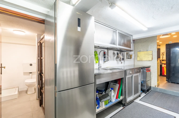 Negócio para Venda em Cedofeita, Santo Ildefonso, Sé, Miragaia, São Nicolau e Vitória Foto 14