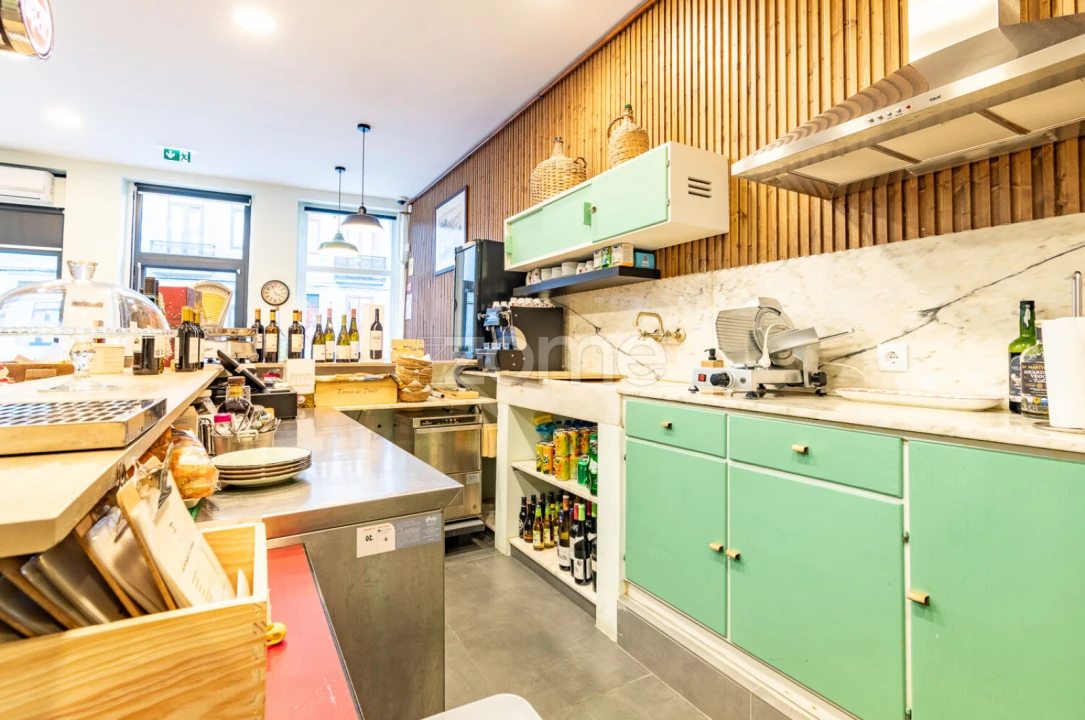 Negócio para Venda em Cedofeita, Santo Ildefonso, Sé, Miragaia, São Nicolau e Vitória Foto 4