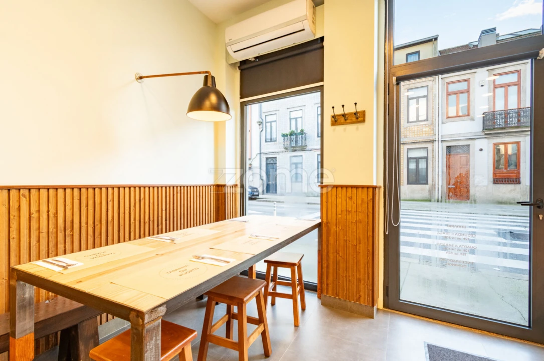 Negócio para Venda em Cedofeita, Santo Ildefonso, Sé, Miragaia, São Nicolau e Vitória Foto 10