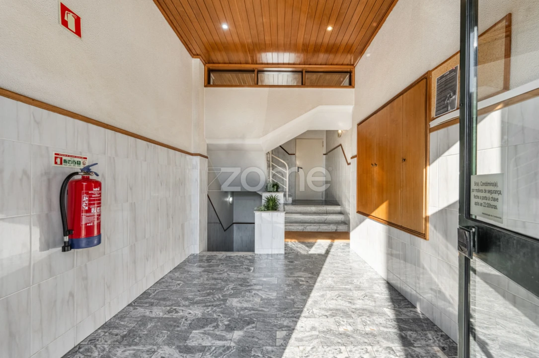 Apartamento T3 para Venda em Avintes Foto 21