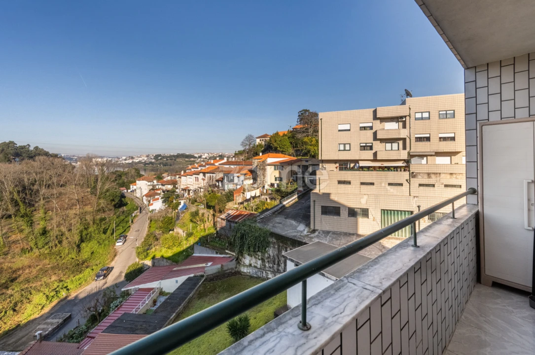 Apartamento T3 para Venda em Avintes Foto 16