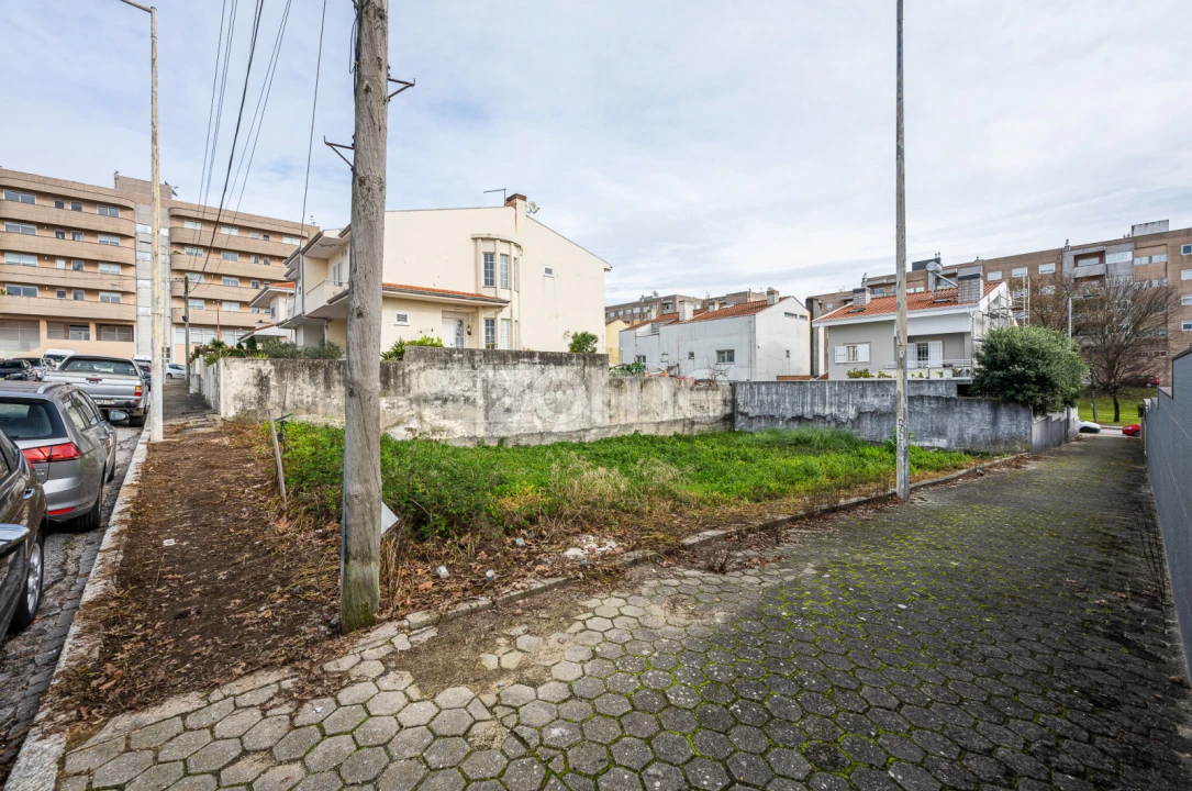 Terreno para Venda em Canelas Foto 19