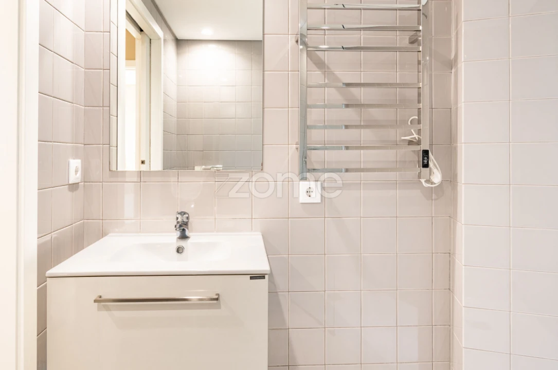 Apartamento T2 para Arrendamento em Cedofeita, Santo Ildefonso, Sé, Miragaia, São Nicolau e Vitória Foto 8