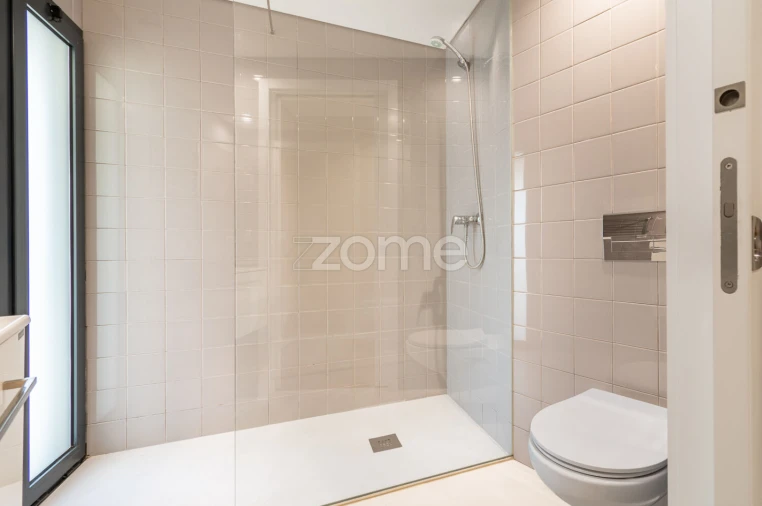 Apartamento T2 para Arrendamento em Cedofeita, Santo Ildefonso, Sé, Miragaia, São Nicolau e Vitória Foto 7