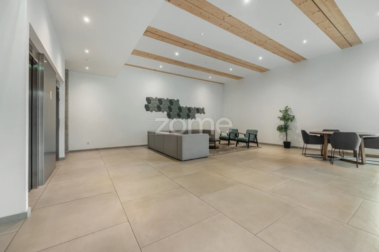 Apartamento T1 para Venda em Azurem Foto 8