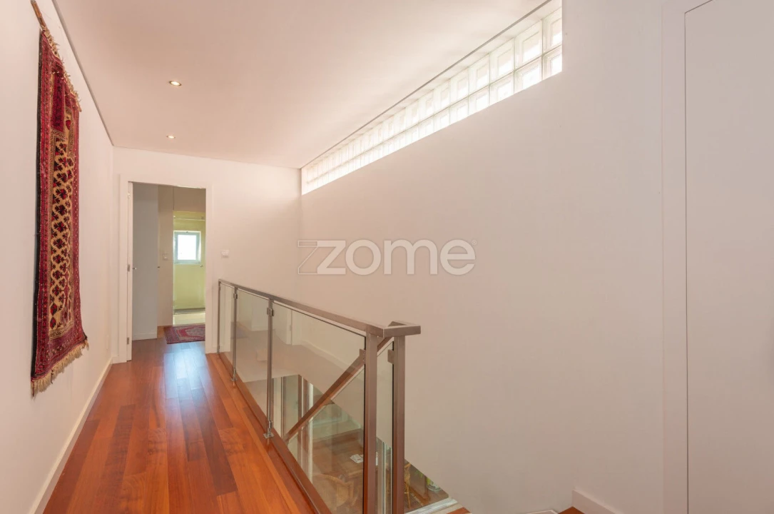 Moradia T4 para Arrendamento em Aldoar, Foz do Douro e Nevogilde Foto 15