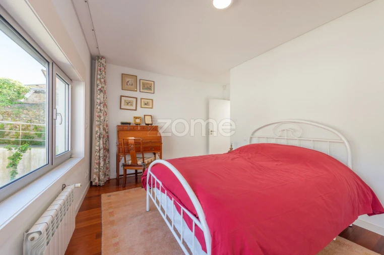 Moradia T4 para Arrendamento em Aldoar, Foz do Douro e Nevogilde Foto 27