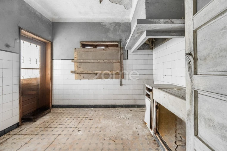 Moradia T6 para Venda em Gondomar (São Cosme), Valbom e Jovim Foto 8