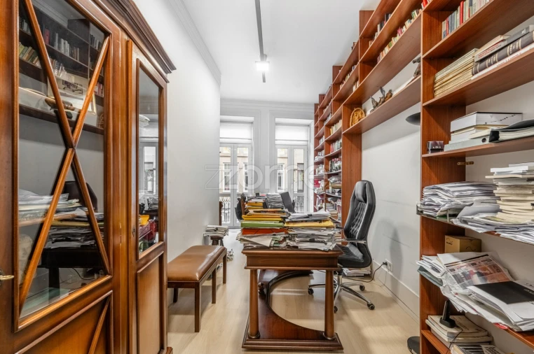 Escritório para Venda em Cedofeita, Santo Ildefonso, Sé, Miragaia, São Nicolau e Vitória Foto 7