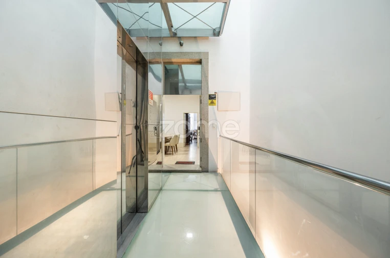 Escritório para Venda em Cedofeita, Santo Ildefonso, Sé, Miragaia, São Nicolau e Vitória Foto 9