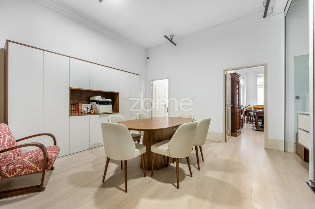 Escritório para Venda em Cedofeita, Santo Ildefonso, Sé, Miragaia, São Nicolau e Vitória Foto 2