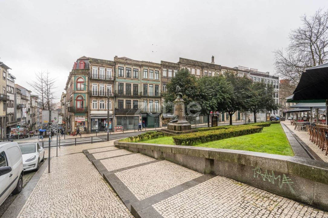 Escritório para Venda em Cedofeita, Santo Ildefonso, Sé, Miragaia, São Nicolau e Vitória Foto 15