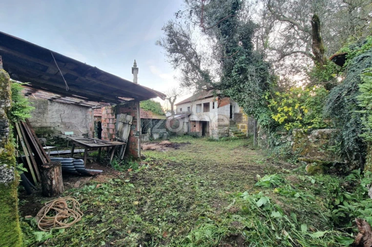 Moradia T3 para Venda em Britelo, Gémeos e Ourilhe