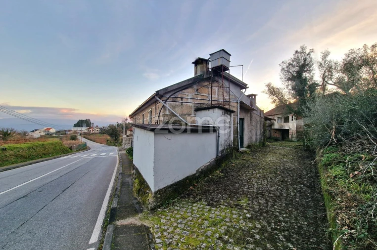 Moradia T3 para Venda em Britelo, Gémeos e Ourilhe Foto 3