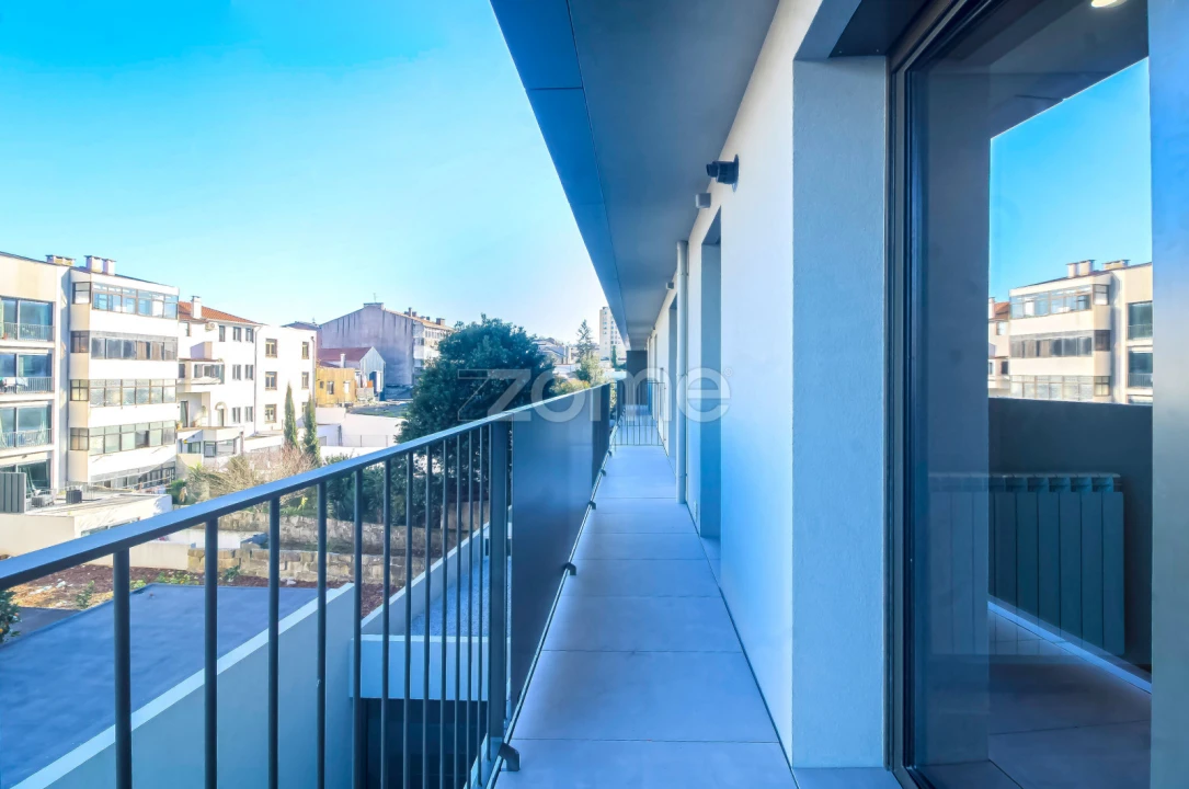 Apartamento T1 para Arrendamento em Paranhos Foto 22