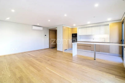 Apartamento T1 para Arrendamento em Paranhos