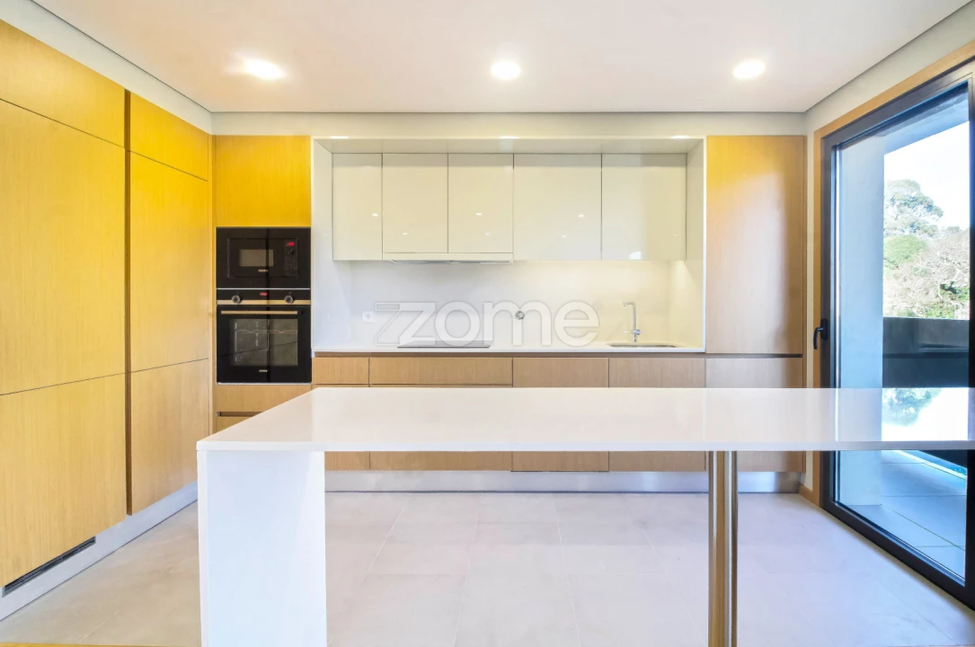 Apartamento T1 para Arrendamento em Paranhos Foto 9