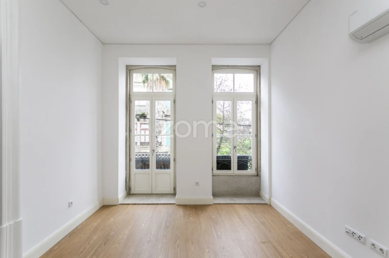 Apartamento T1 para Arrendamento em Cedofeita, Santo Ildefonso, Sé, Miragaia, São Nicolau e Vitória Foto 3